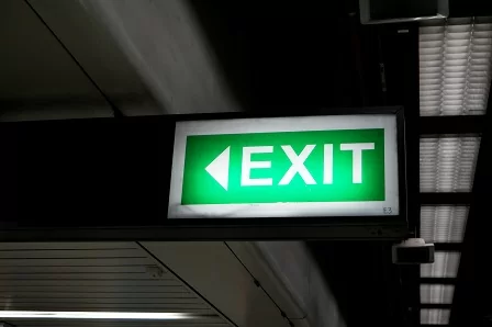 exit-1722888_1920.jpg